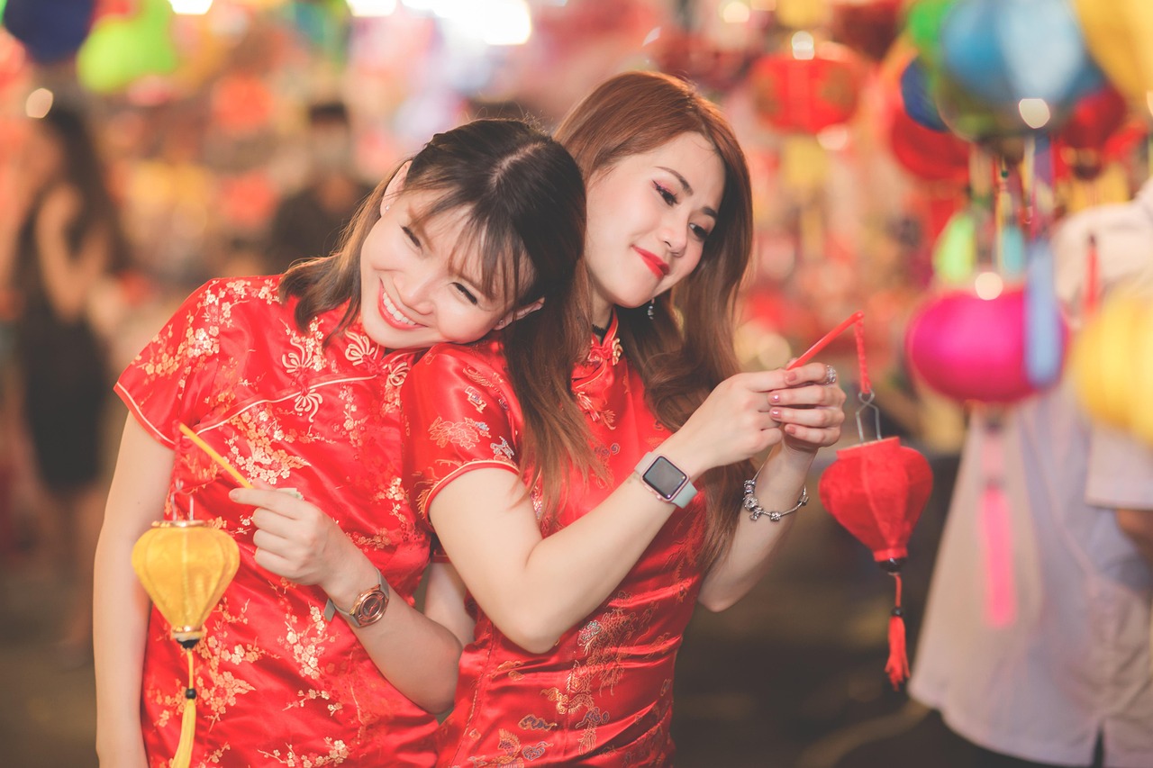 动漫美女头像魅力无限，美丽女生的动漫世界风采展示