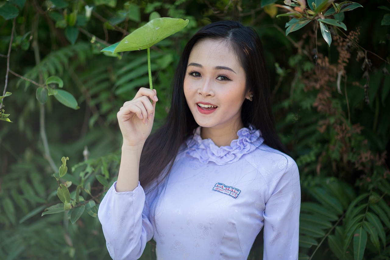 伊人笑等 第9页