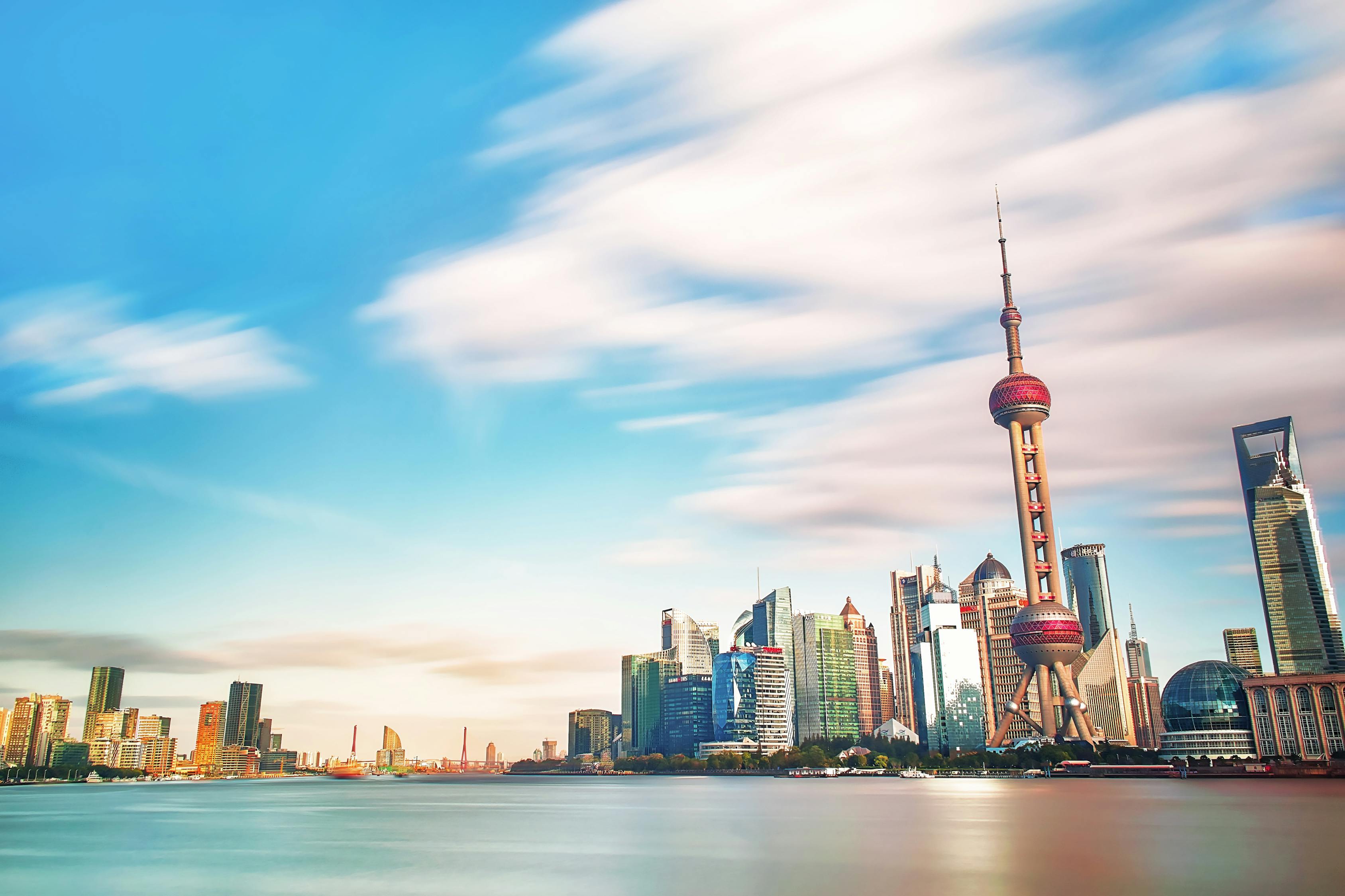 现代电视重塑家庭娱乐与信息传播新时代